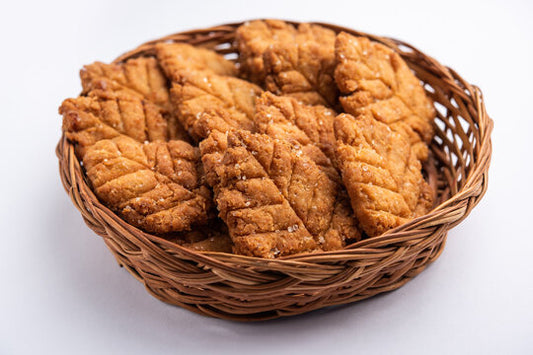 👉 Traditional Festive Sweet – Thekua (Homemade & Authentic)